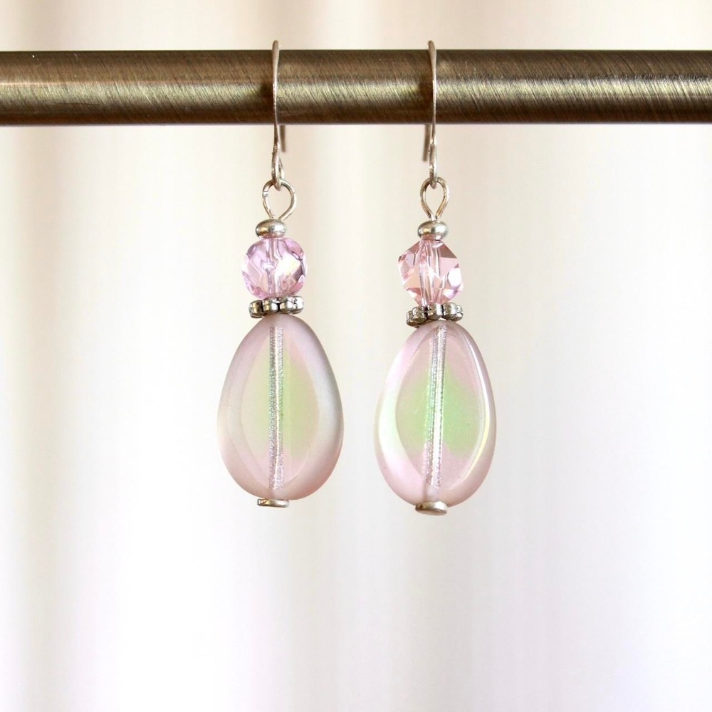 Handmade‎ Pink & Green Glass Beaded Dangle Earrings Cottage Fairy